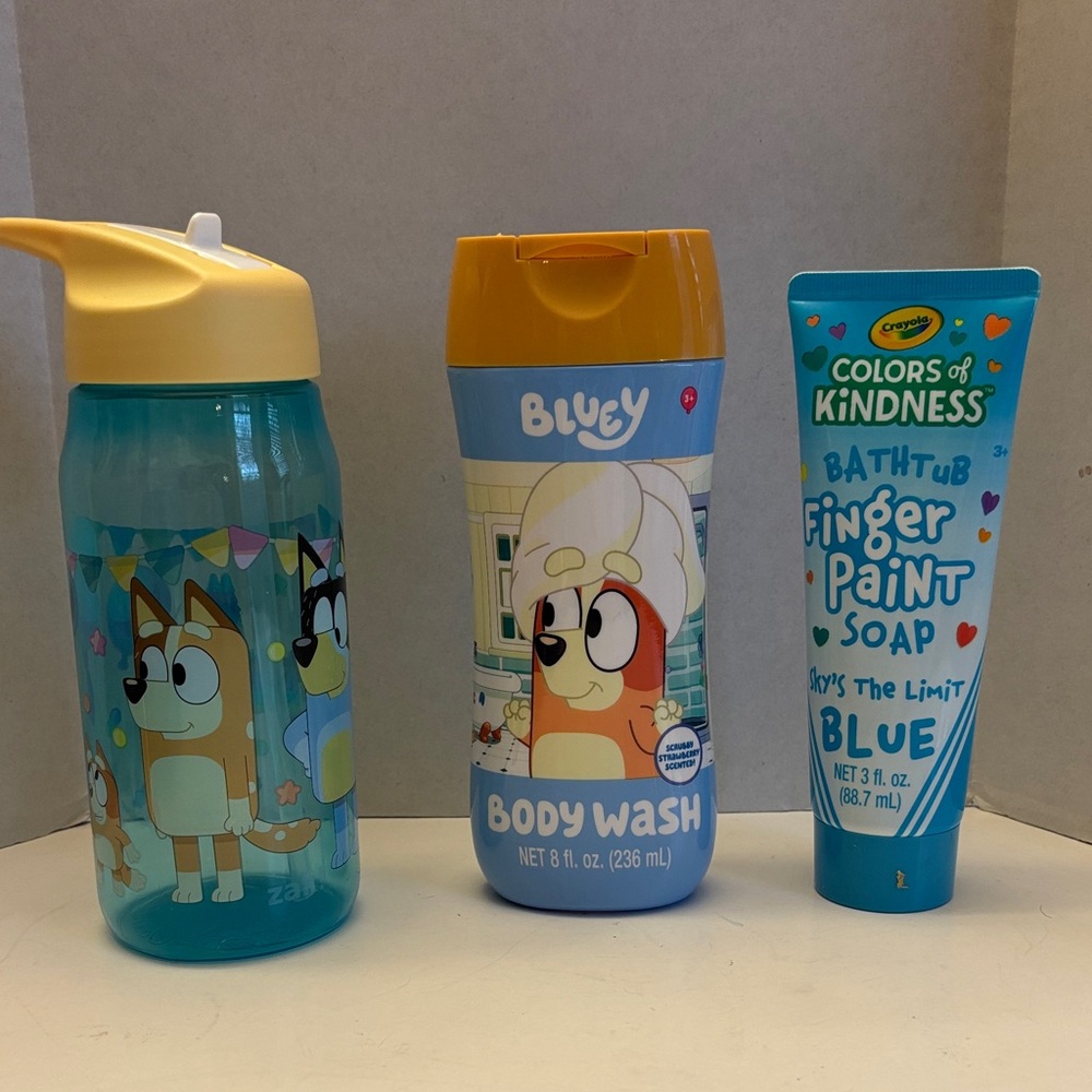 Bluey Body Wash and Finger Paint Soap Set